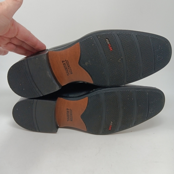 Johnston & Murphy Black Oxfords - Picture 8 of 11